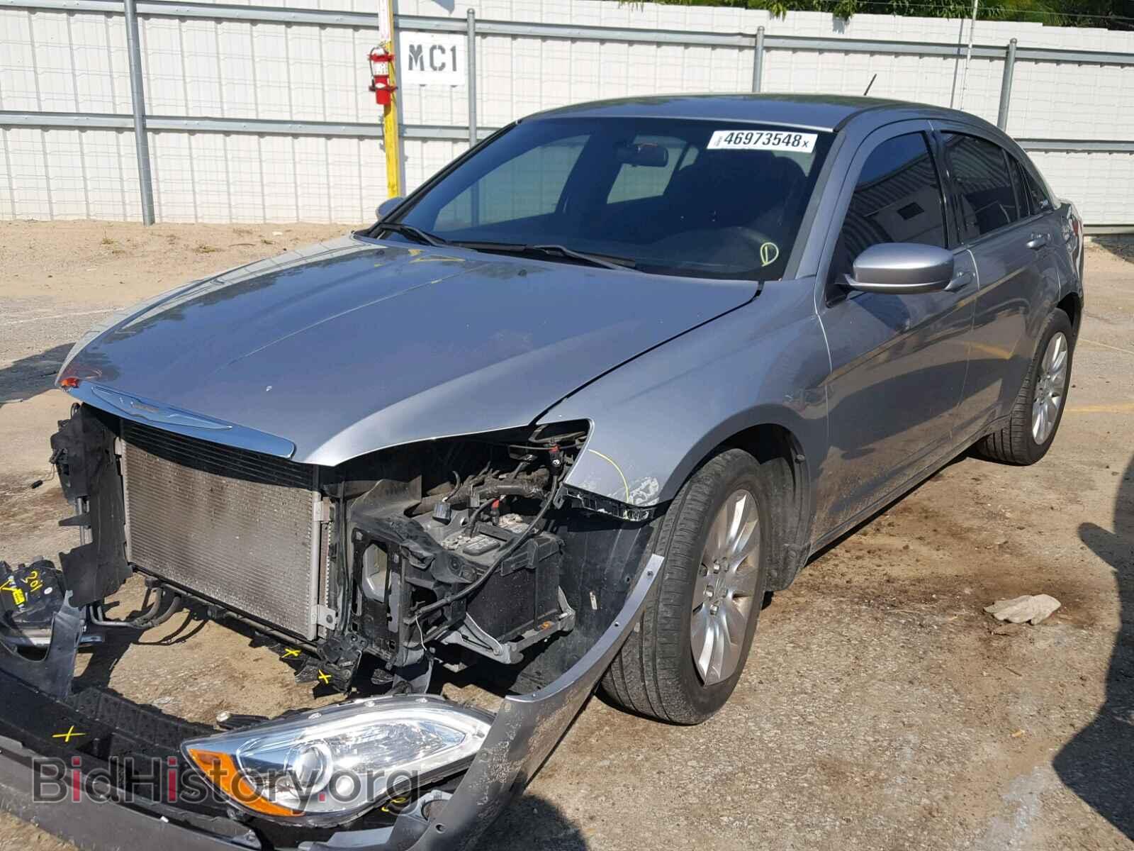 2013 CHRYSLER 200 - VIN: 1C3CCBAB4DN689893 - Photo 2