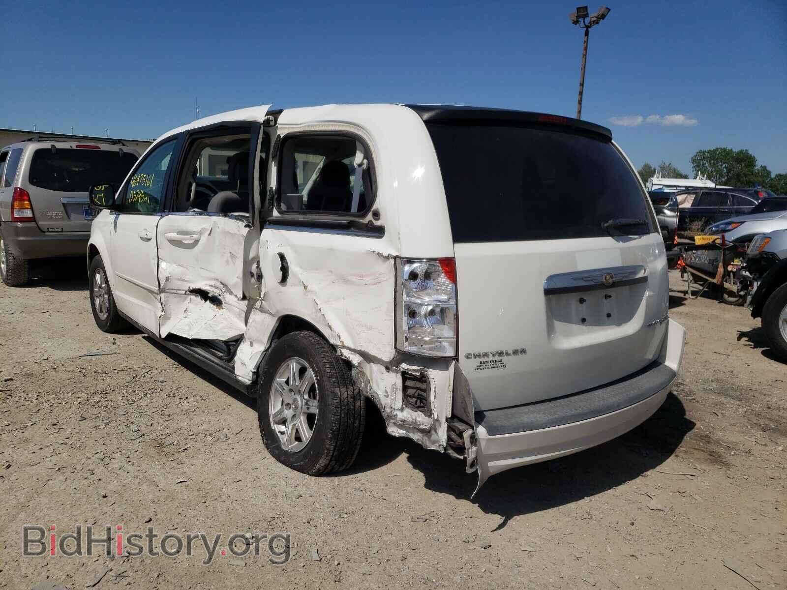 2010 CHRYSLER MINIVAN - VIN: 2A4RR2D14AR436590 - Фото 3