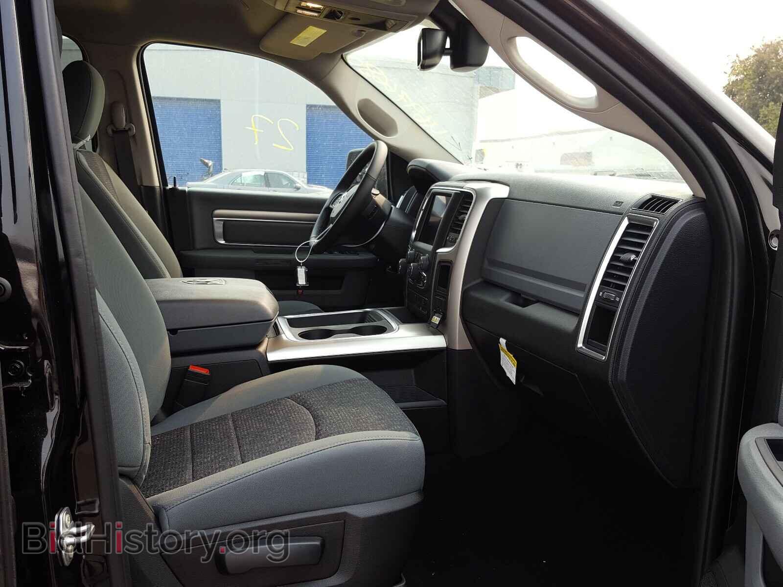2020 RAM 1500 CLASS - VIN: 1C6RR6TT4LS133916 - Фото 5
