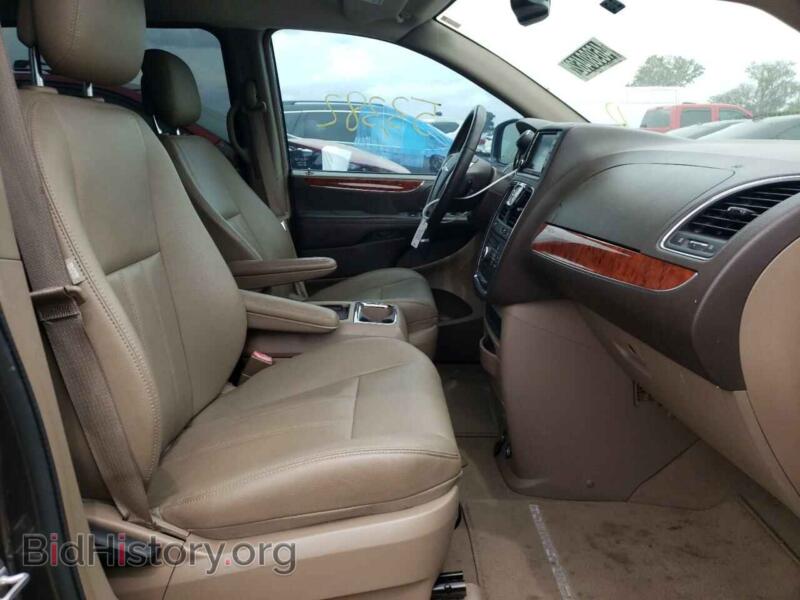 2016 Chrysler MINIVAN (VIN 2C4RC1BG9GR156326) — photo 5 of 10