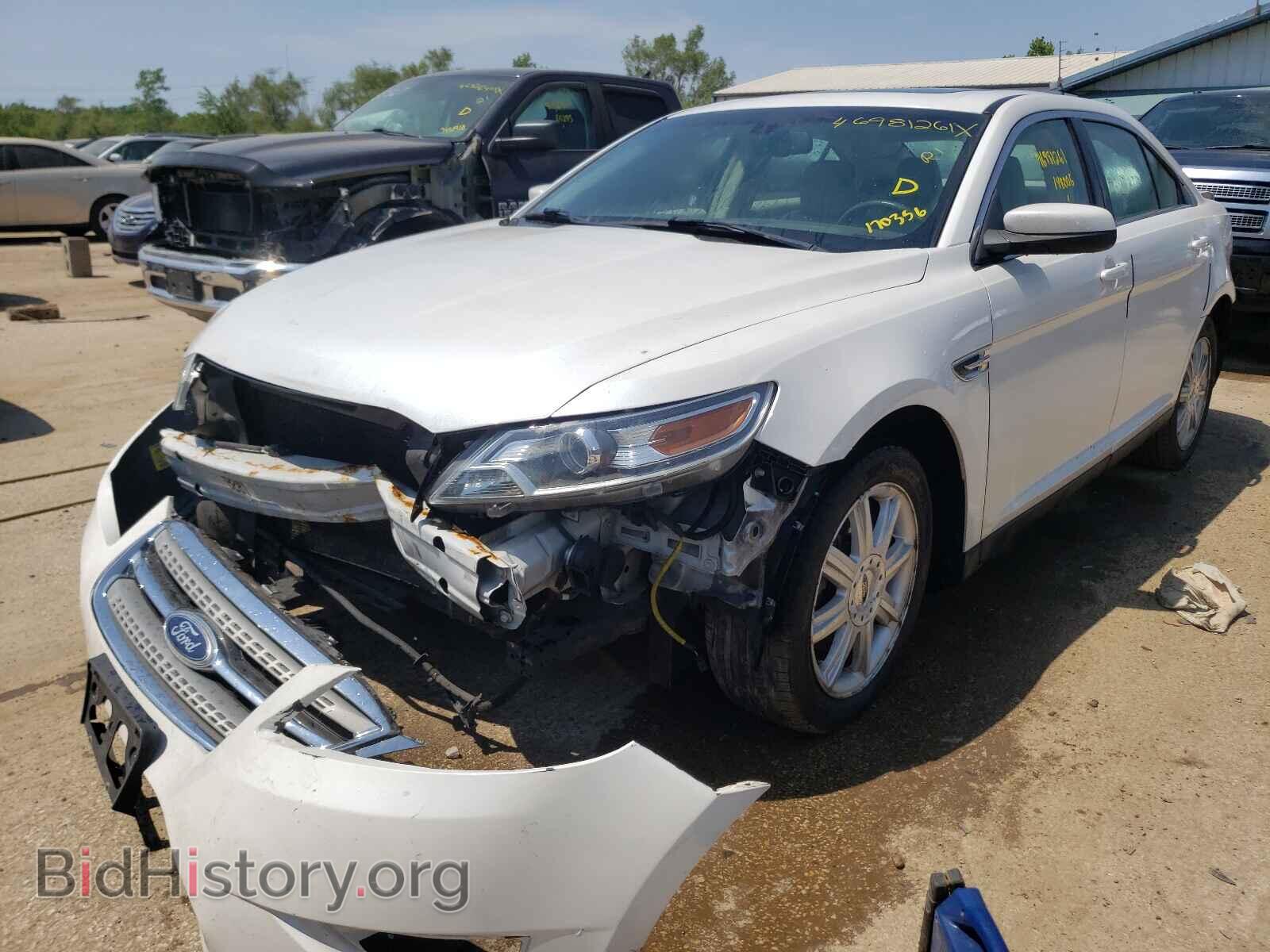 2010 FORD TAURUS - VIN: 1FAHP2EW1AG170356 - Фото 2