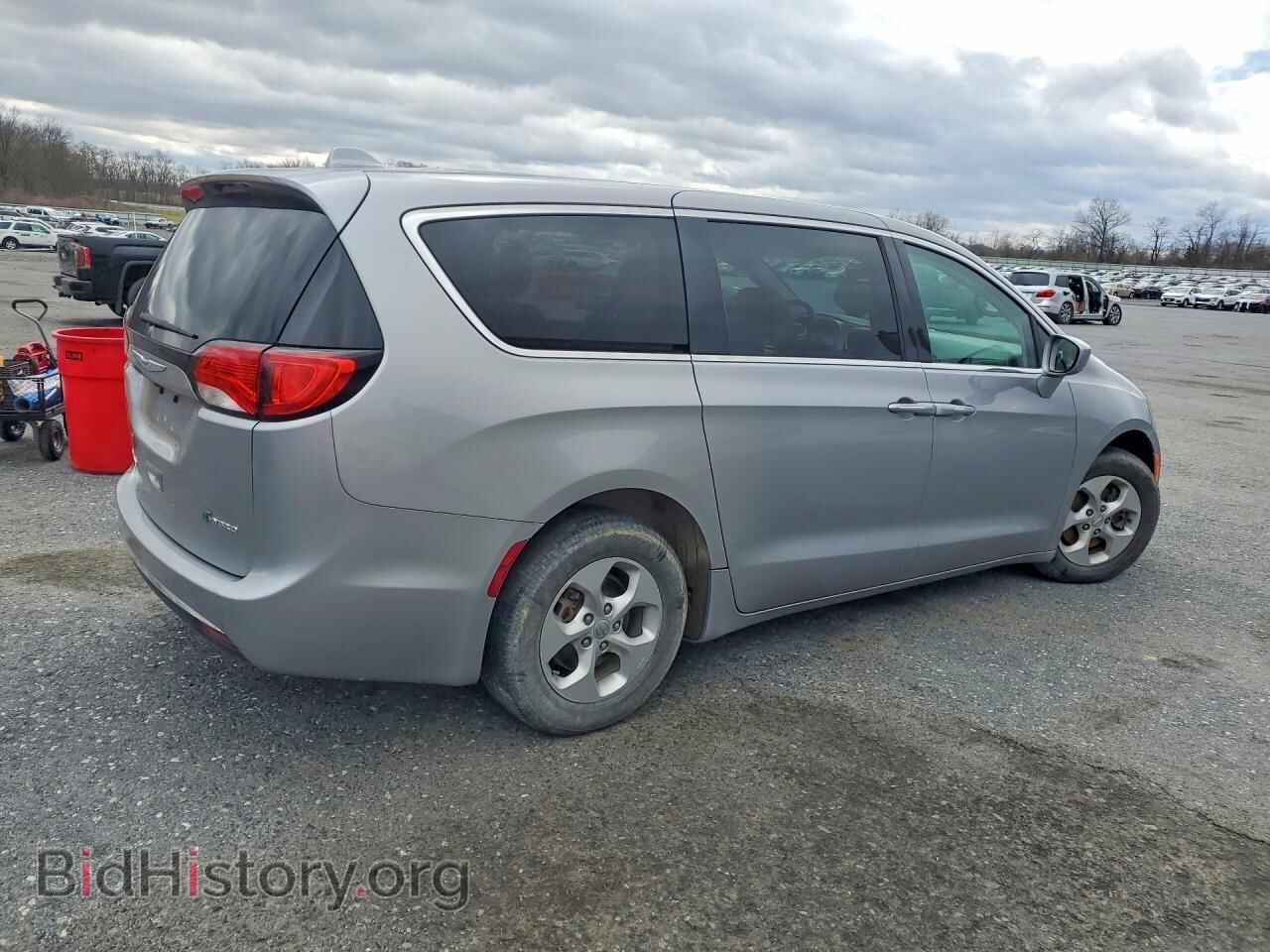 2017 CHRYSLER PACIFICA - VIN: 2C4RC1H72HR500703 - Фото 3
