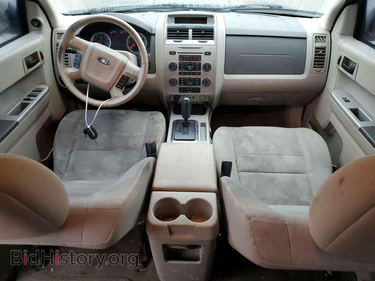 2011 FORD ESCAPE - VIN: 1FMCU0D74BKC41877 - Photo 8