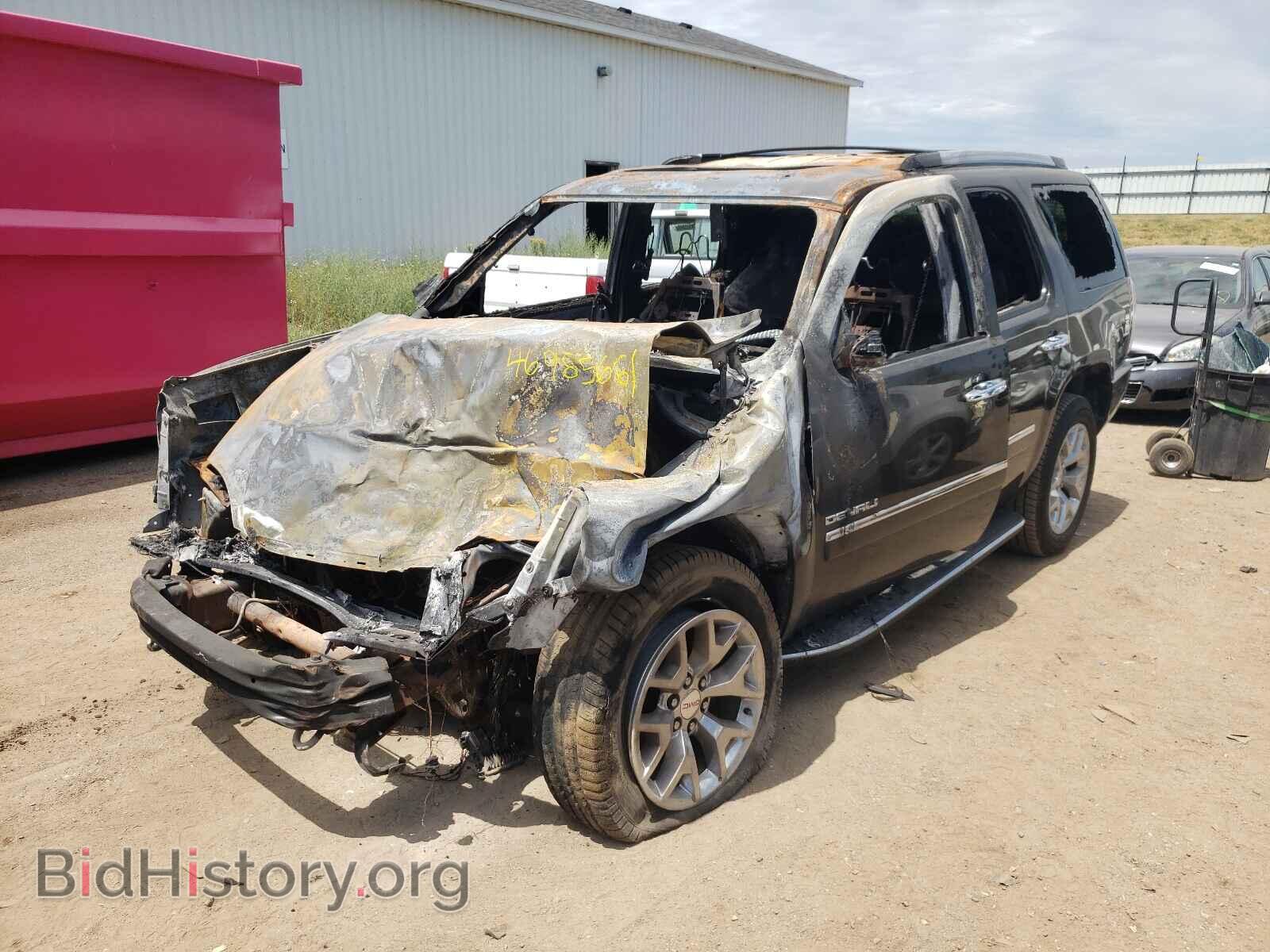 2011 GMC YUKON - VIN: 1GKS2EEF7BR129854 - Фото 2