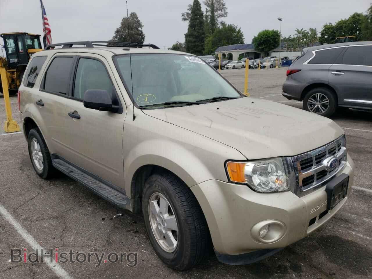 Фотография 1FMCU0D73CKB92057 - FORD ESCAPE 2012