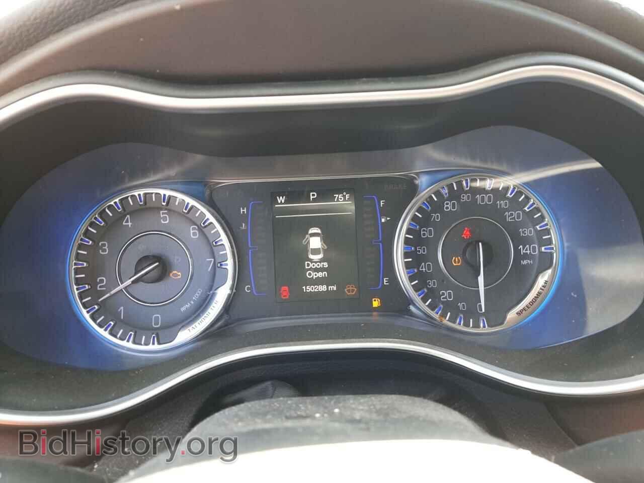 2016 CHRYSLER 200 - VIN: 1C3CCCAB4GN104112 - Фото 9