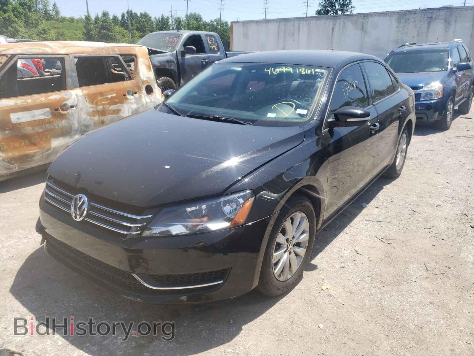 2013 VOLKSWAGEN PASSAT - VIN: 1VWAH7A30DC027635 - Фото 2