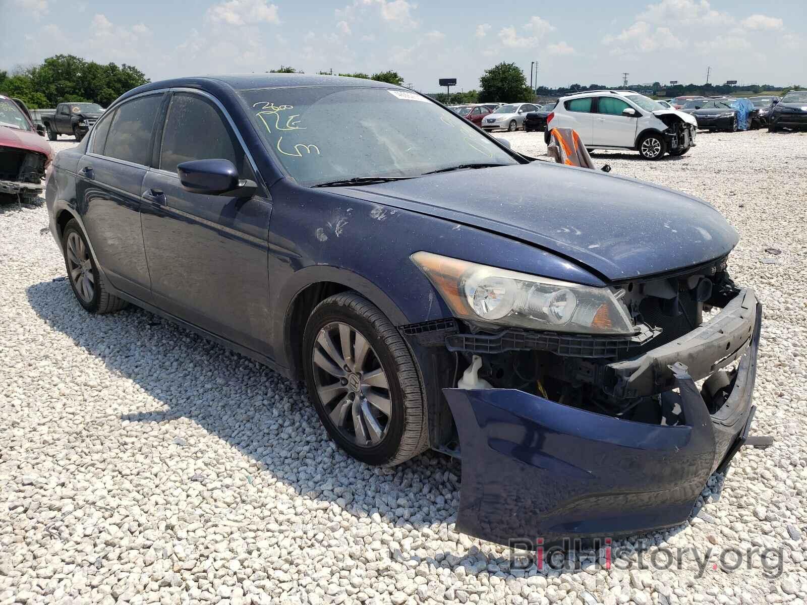 Photo 1HGCP2F84BA019294 - HONDA ACCORD 2011