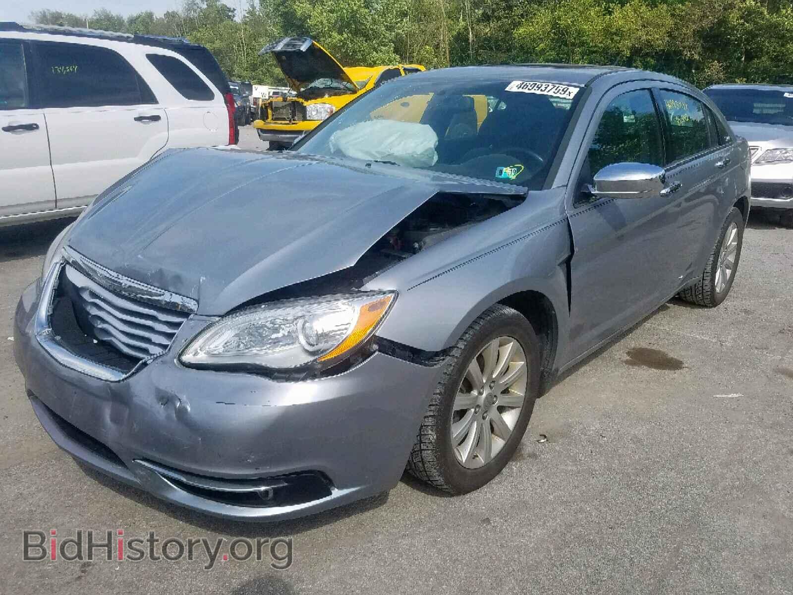 2013 CHRYSLER 200 - VIN: 1C3CCBCG5DN627895 - Photo 2