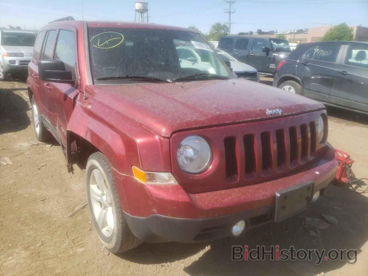 Photo 1C4NJPBB1DD109706 - JEEP PATRIOT 2013