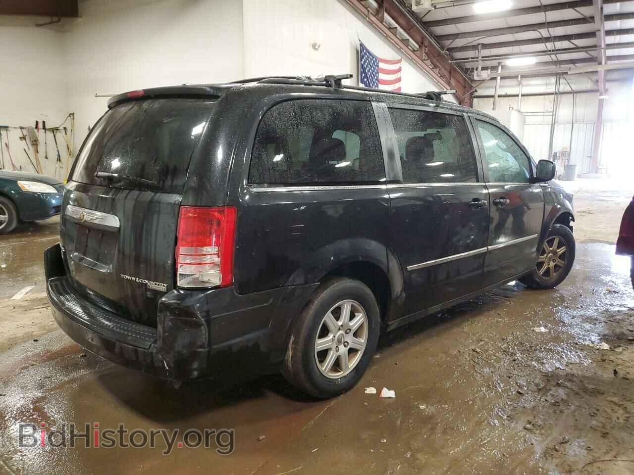 2010 CHRYSLER MINIVAN - VIN: 2A4RR8D17AR452043 - Фото 3