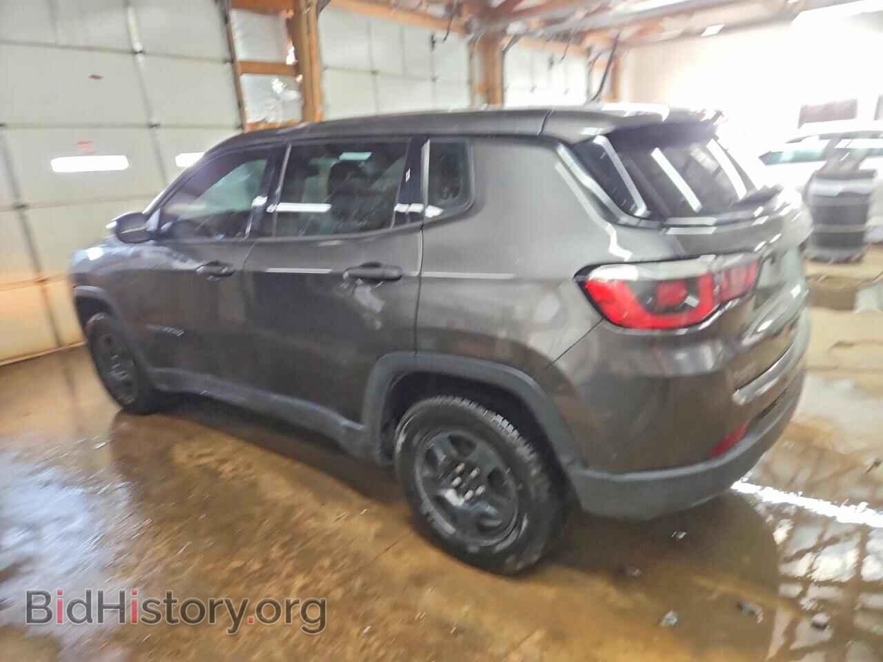 2018 JEEP COMPASS - VIN: 3C4NJCAB9JT286133 - Фото 2