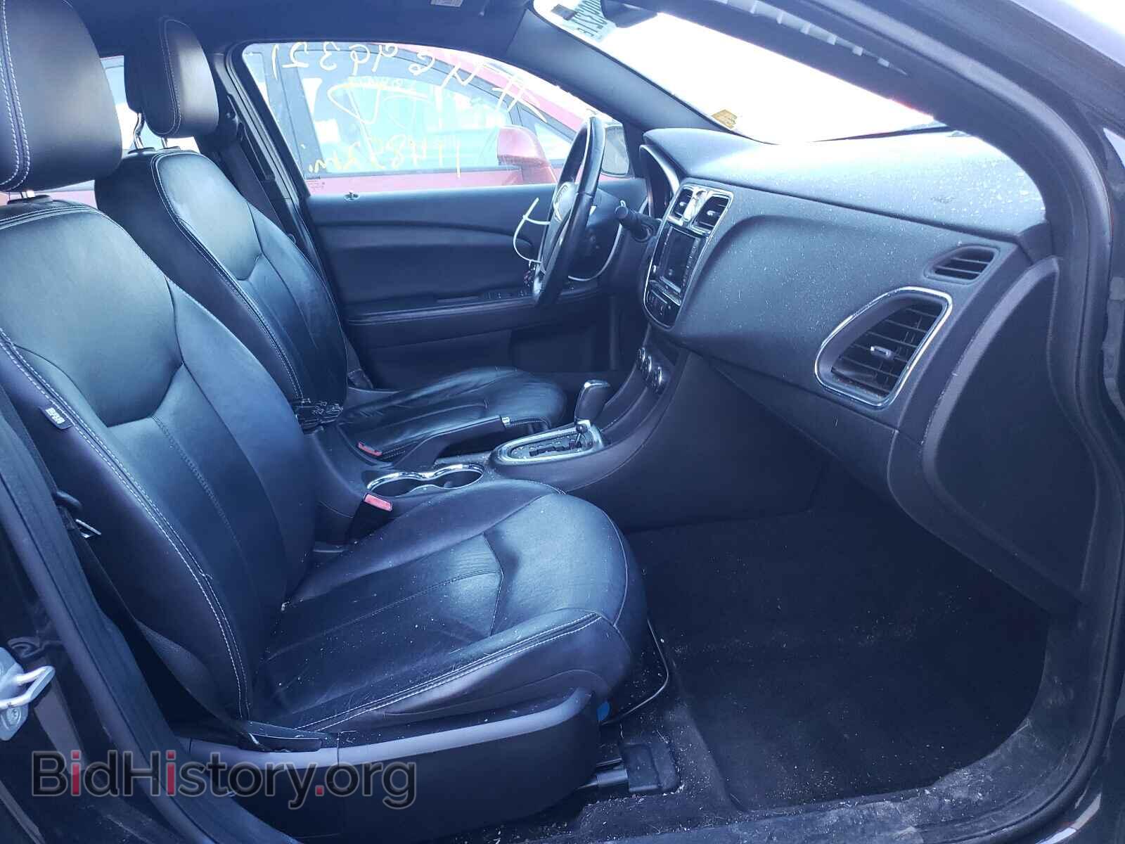2011 CHRYSLER 200 - VIN: 1C3BC2FB6BN500940 - Photo 5