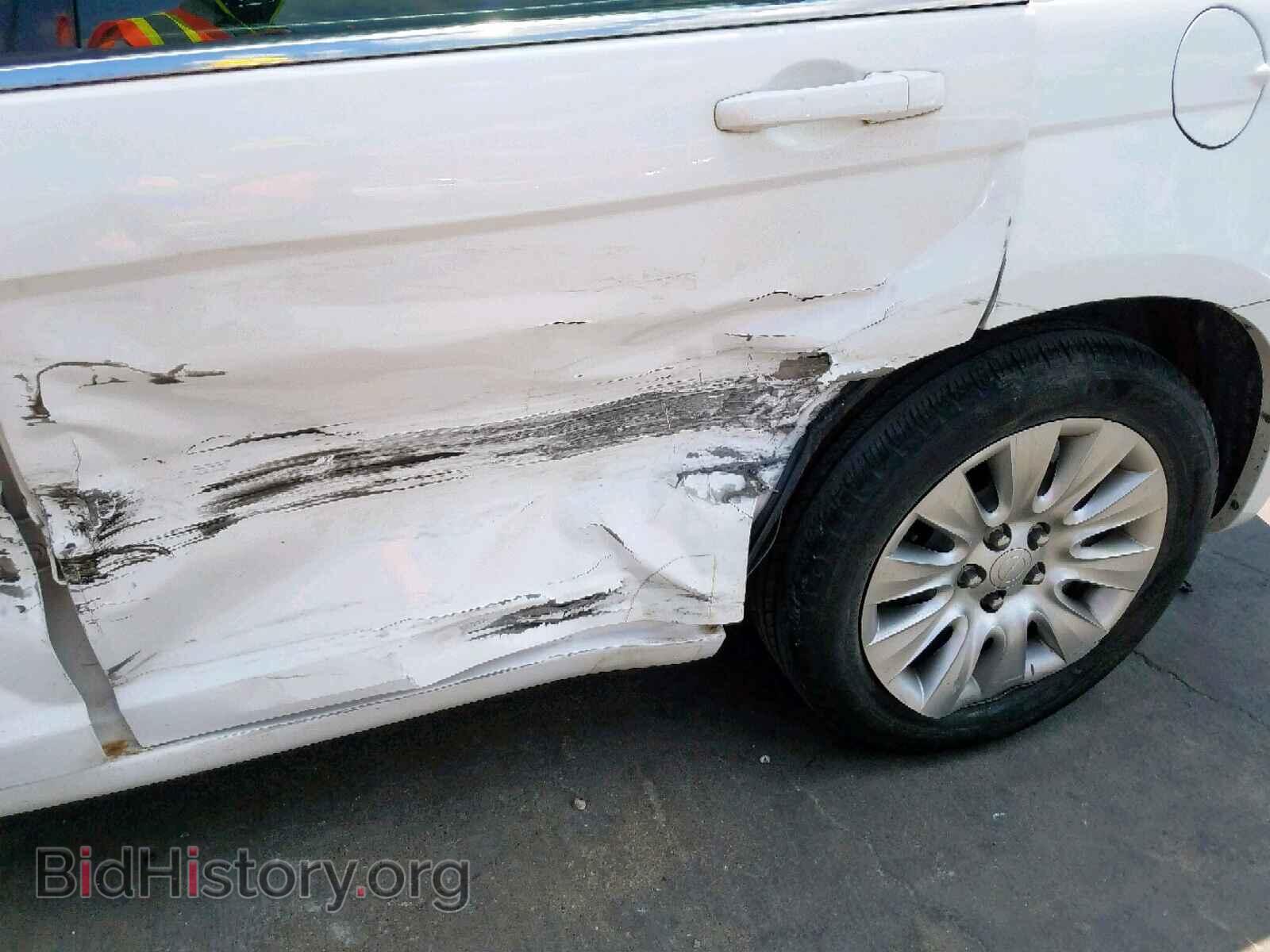 2014 CHRYSLER 200 - VIN: 1C3CCBAB7EN236059 - Фото 9