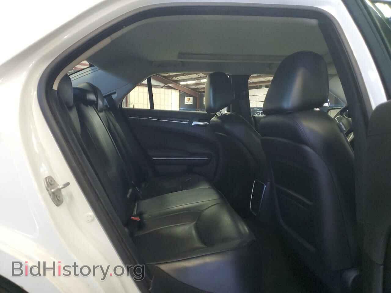 2016 CHRYSLER 300 - VIN: 2C3CCAEG4GH319976 - Фото 10