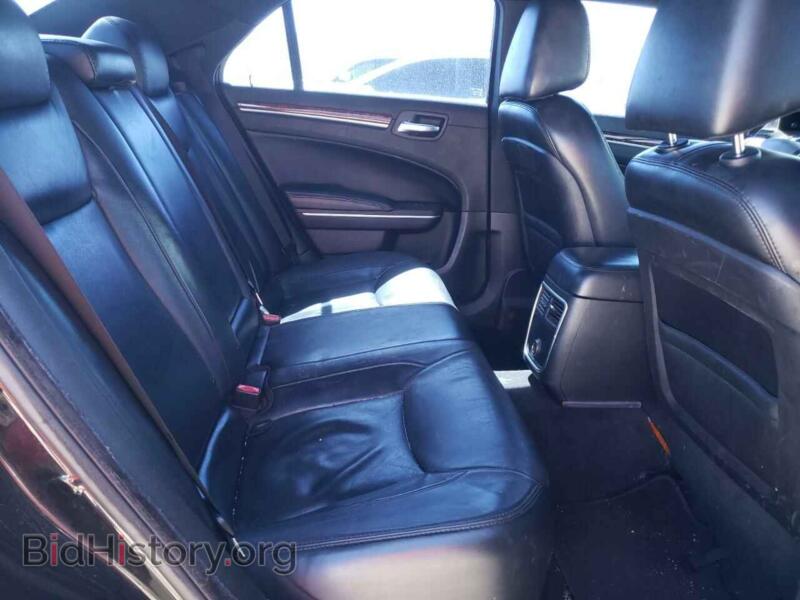 2012 Chrysler 300 (VIN 2C3CCACG3CH209756) — photo 10 of 12