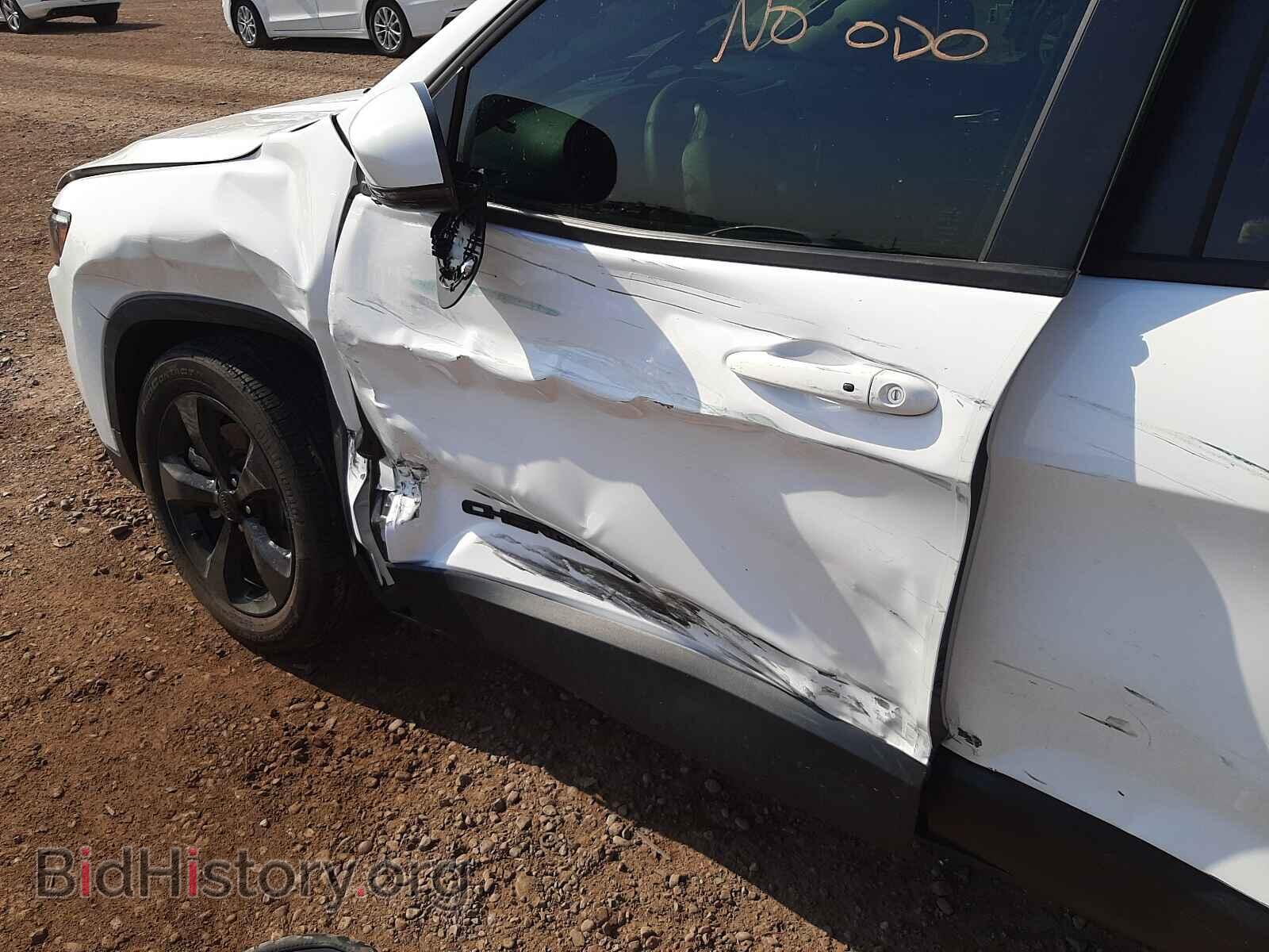 2019 JEEP CHEROKEE - VIN: 1C4PJLLB4KD469727 - Фото 9