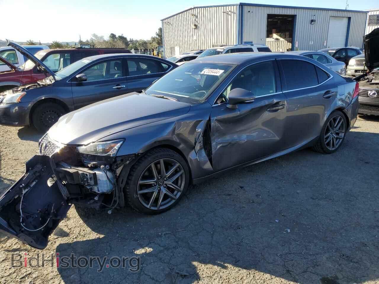 Photo JTHBA1D25H5039817 - LEXUS IS 2017