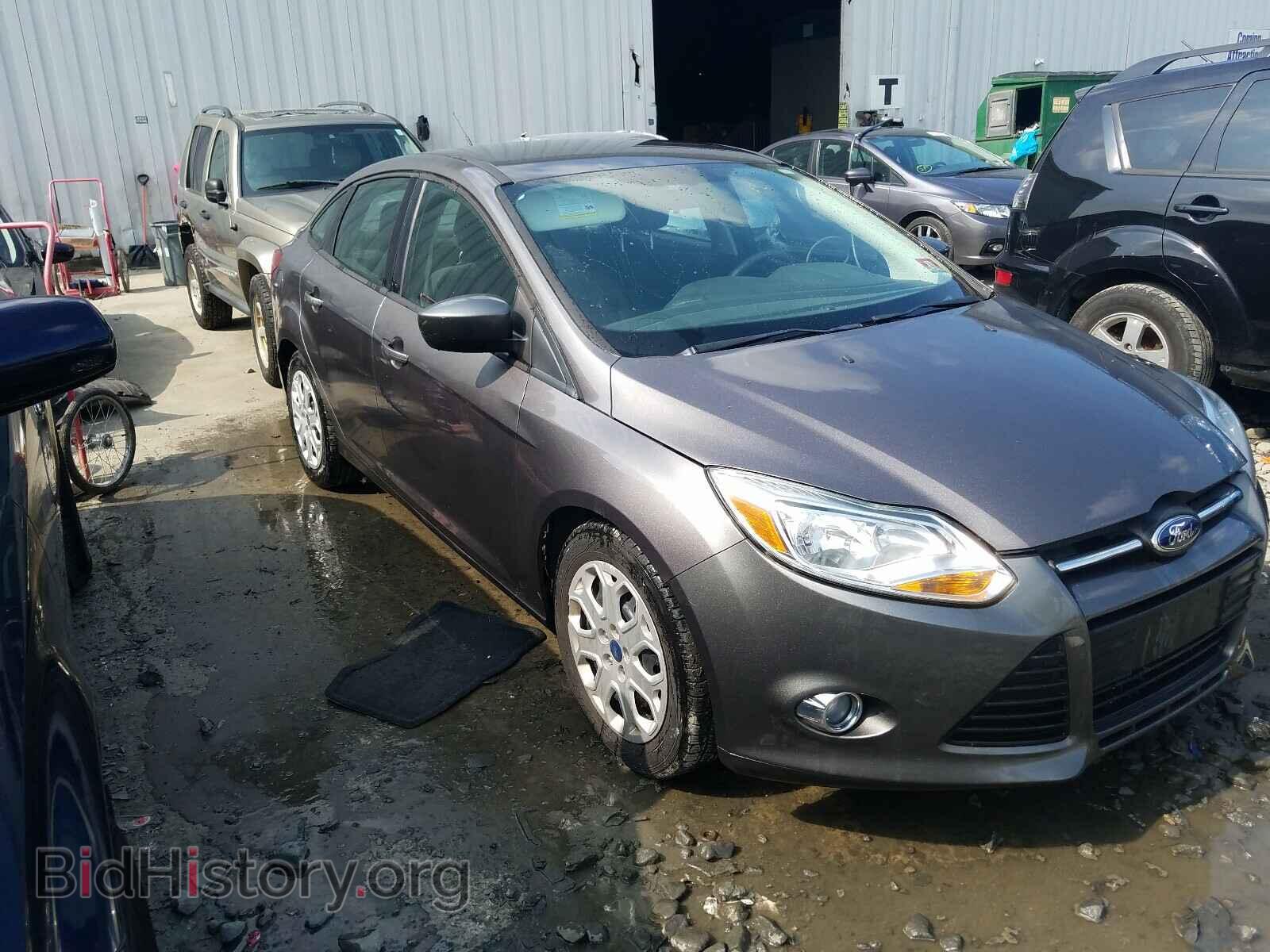 Photo 1FAHP3F29CL292314 - FORD FOCUS 2012