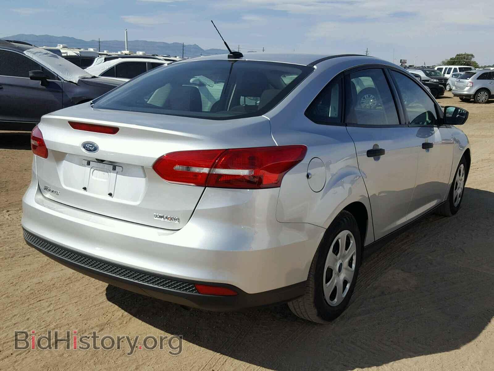 2017 FORD FOCUS - VIN: 1FADP3E25HL328958 - Photo 4
