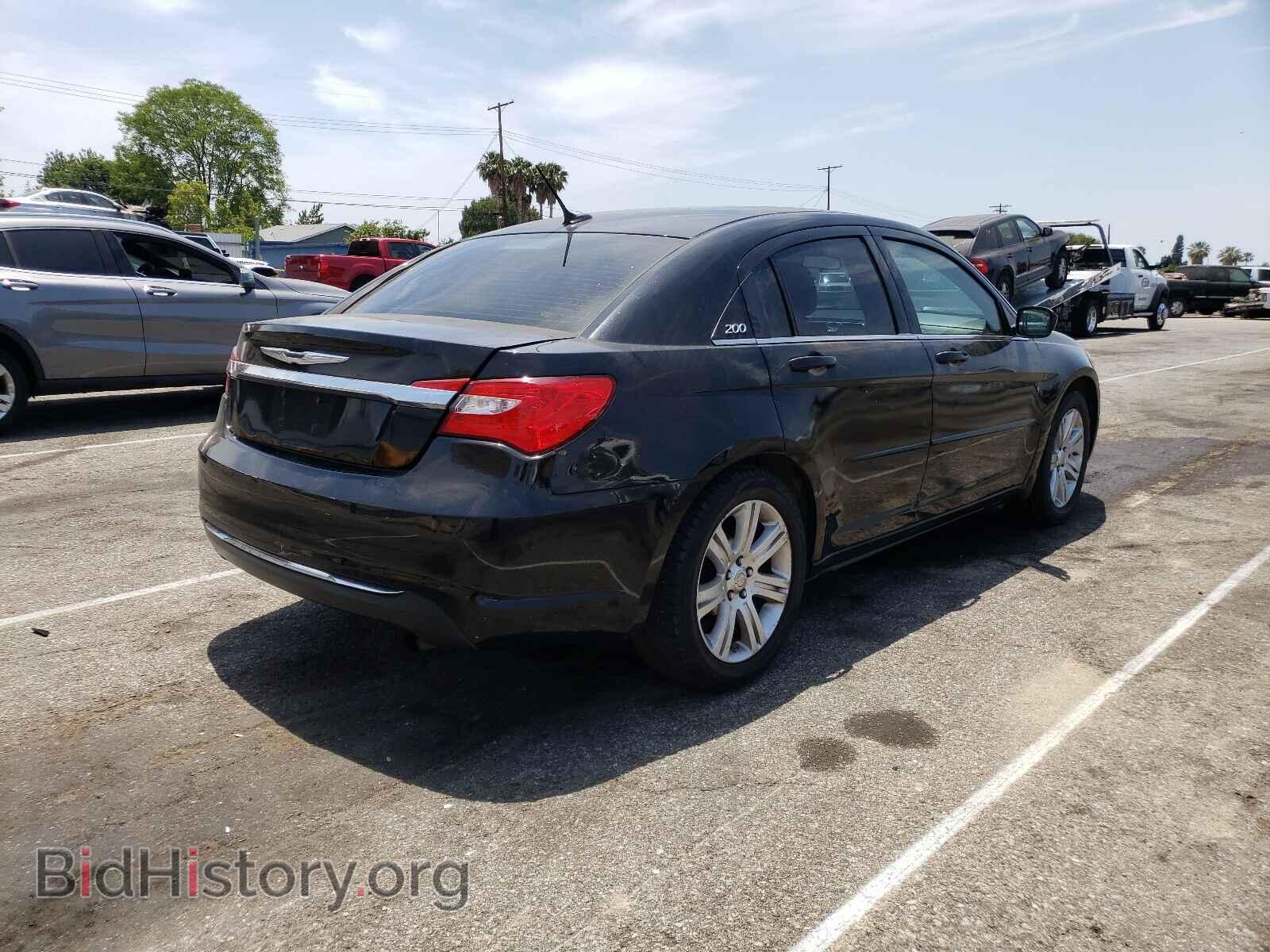 2013 CHRYSLER 200 - VIN: 1C3CCBBB2DN666322 - Photo 4