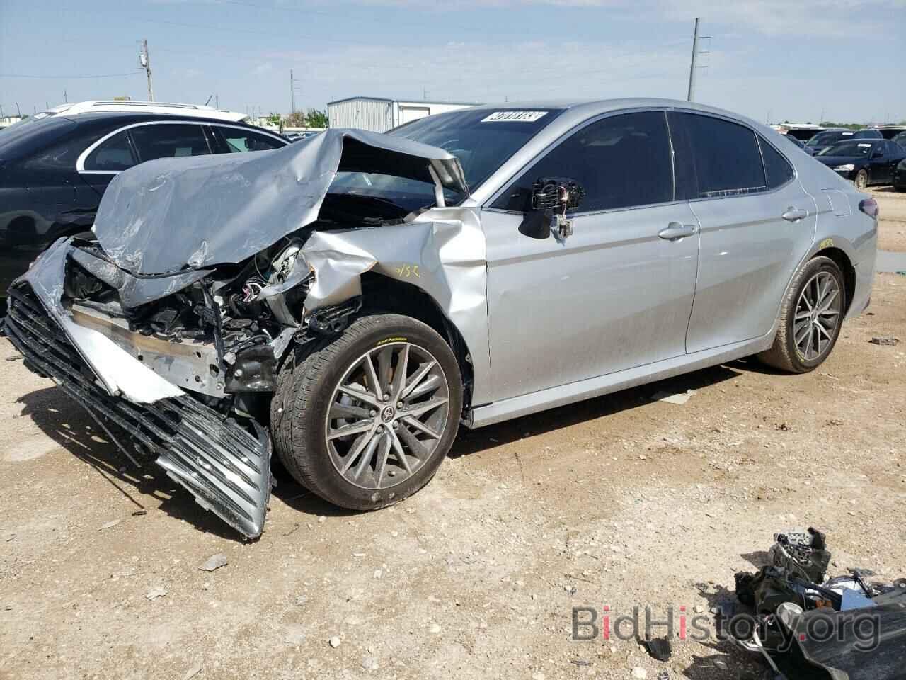 Photo 4T1F11AK3NU065370 - TOYOTA CAMRY 2022