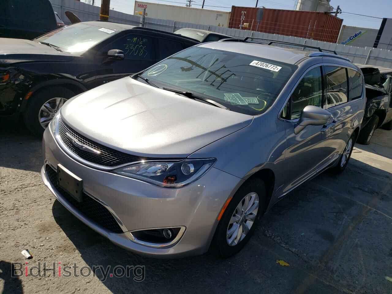 2019 CHRYSLER PACIFICA - VIN: 2C4RC1BGXKR626632 - Фото 2
