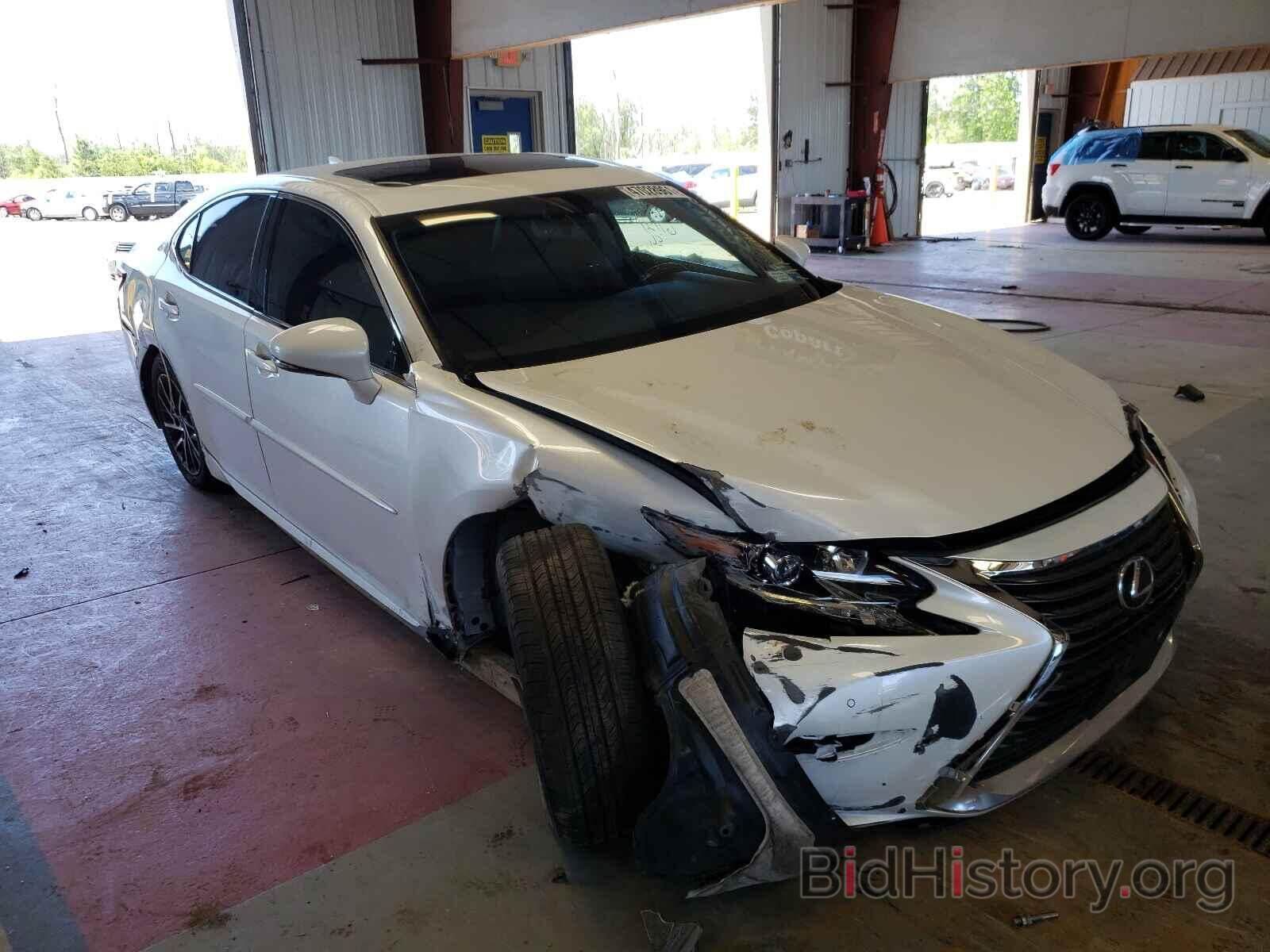 Photo JTHBK1GG2G2244953 - LEXUS ES350 2016