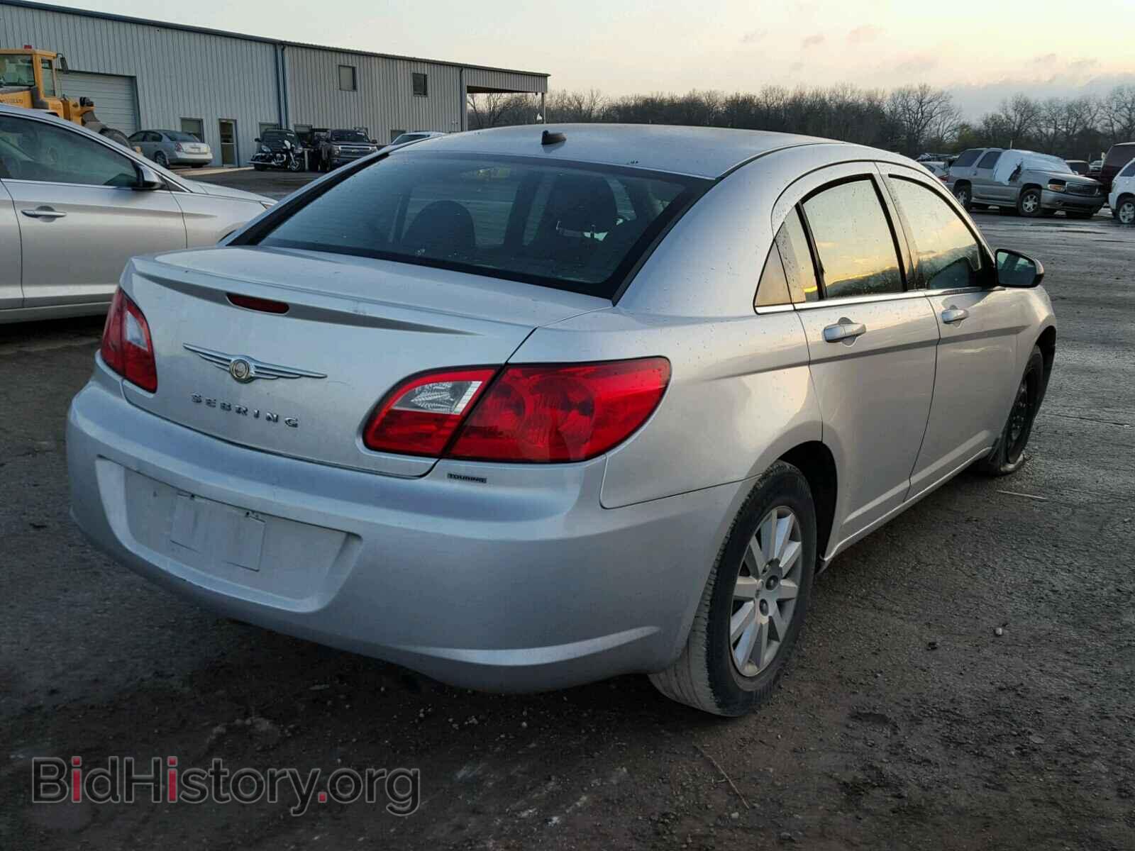 2010 CHRYSLER SEBRING - VIN: 1C3CC4FB8AN208656 - Фото 4