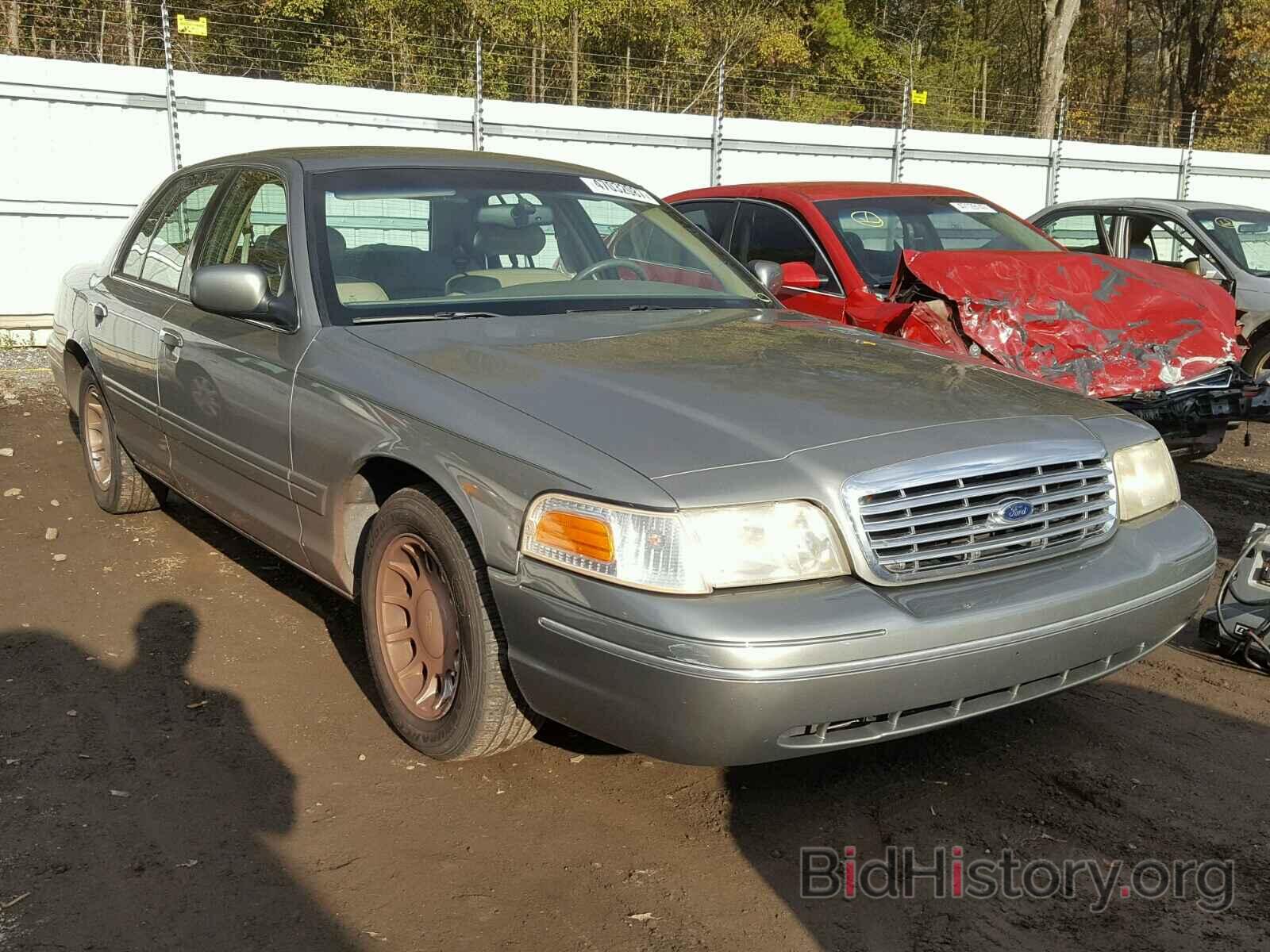 Фотография 2FAFP74W8YX158893 - FORD CROWN VIC 2000