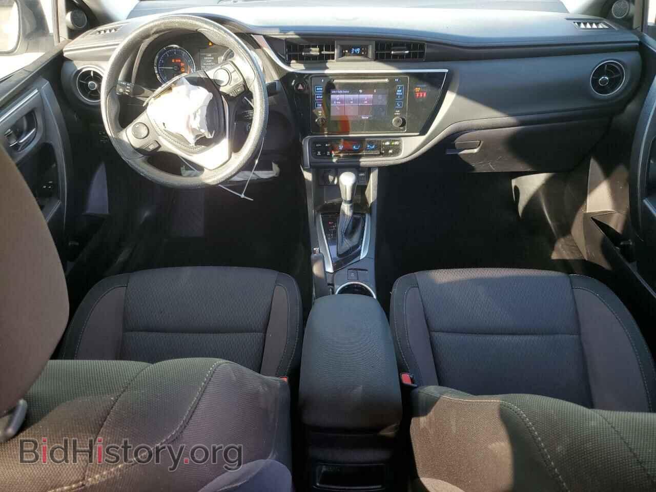 2018 TOYOTA COROLLA - VIN: 5YFBURHE7JP758863 - Фото 8