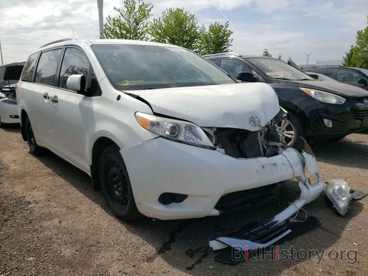 Фотография 5TDZK3DC6ES413245 - TOYOTA SIENNA 2014