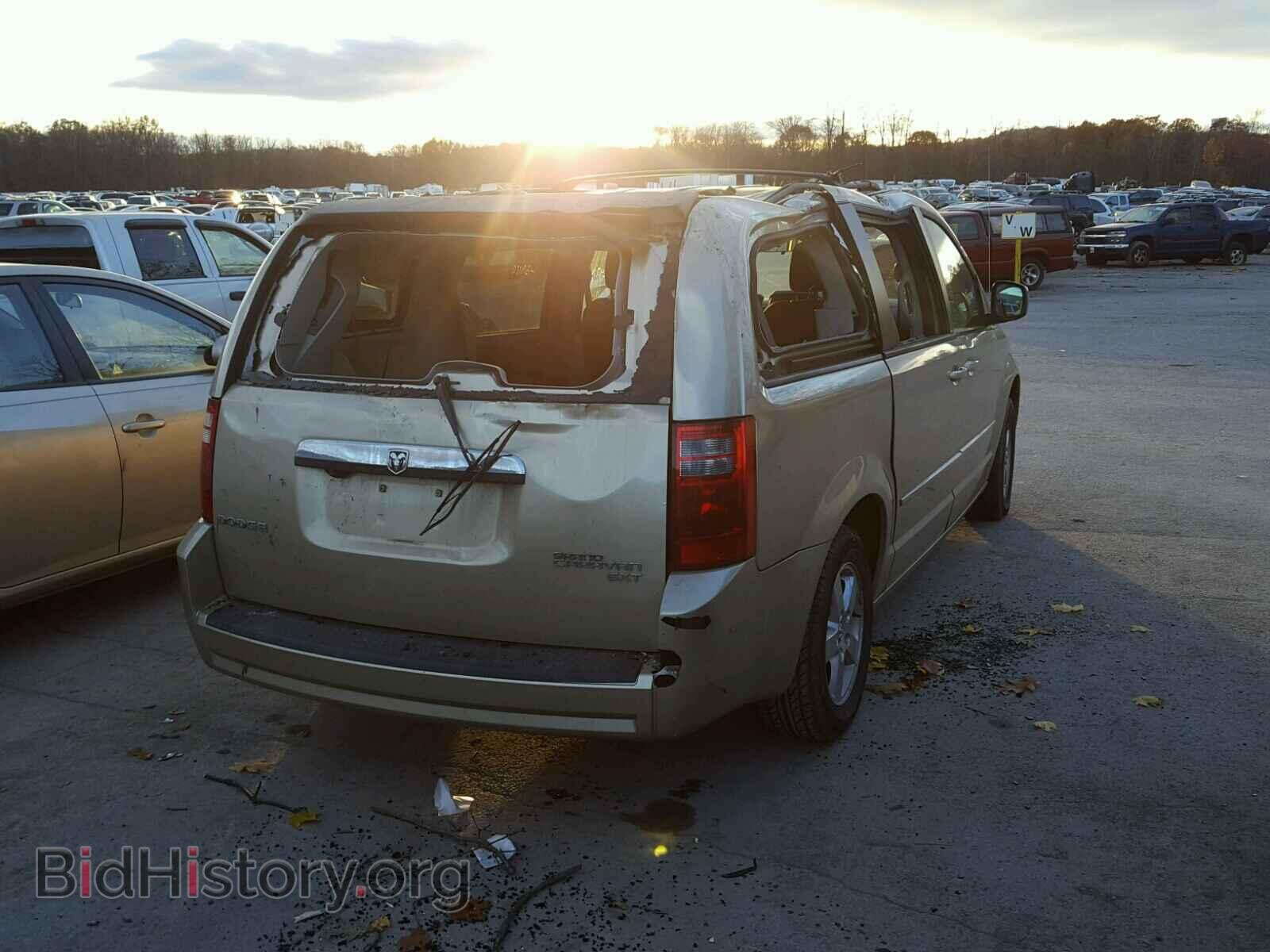 2010 DODGE CARAVAN - VIN: 2D4RN5D10AR264094 - Фото 4
