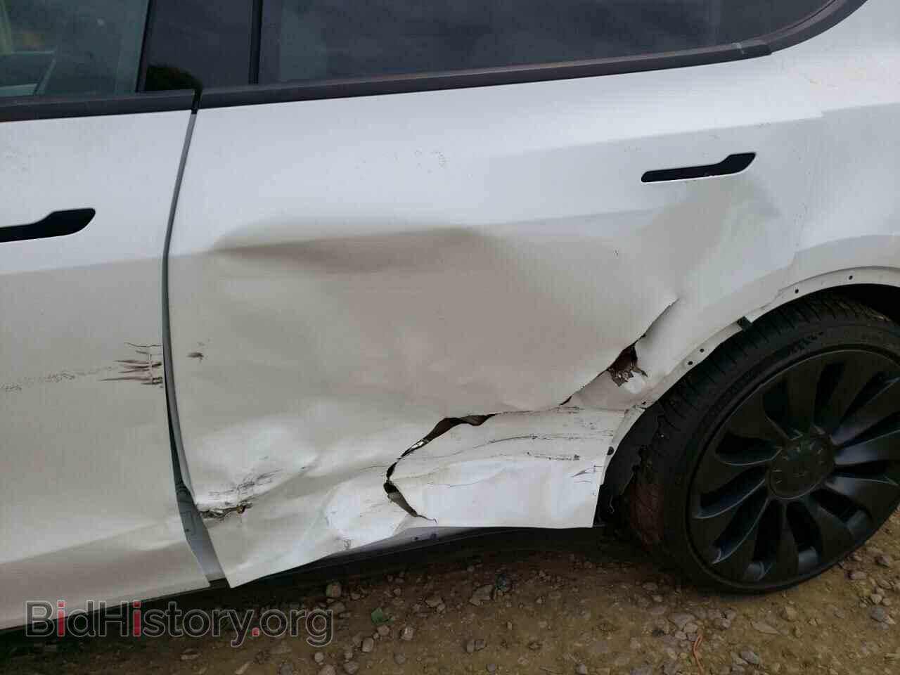 2022 TESLA MODEL Y - VIN: 7SAYGDEF3NF387920 - Фото 9