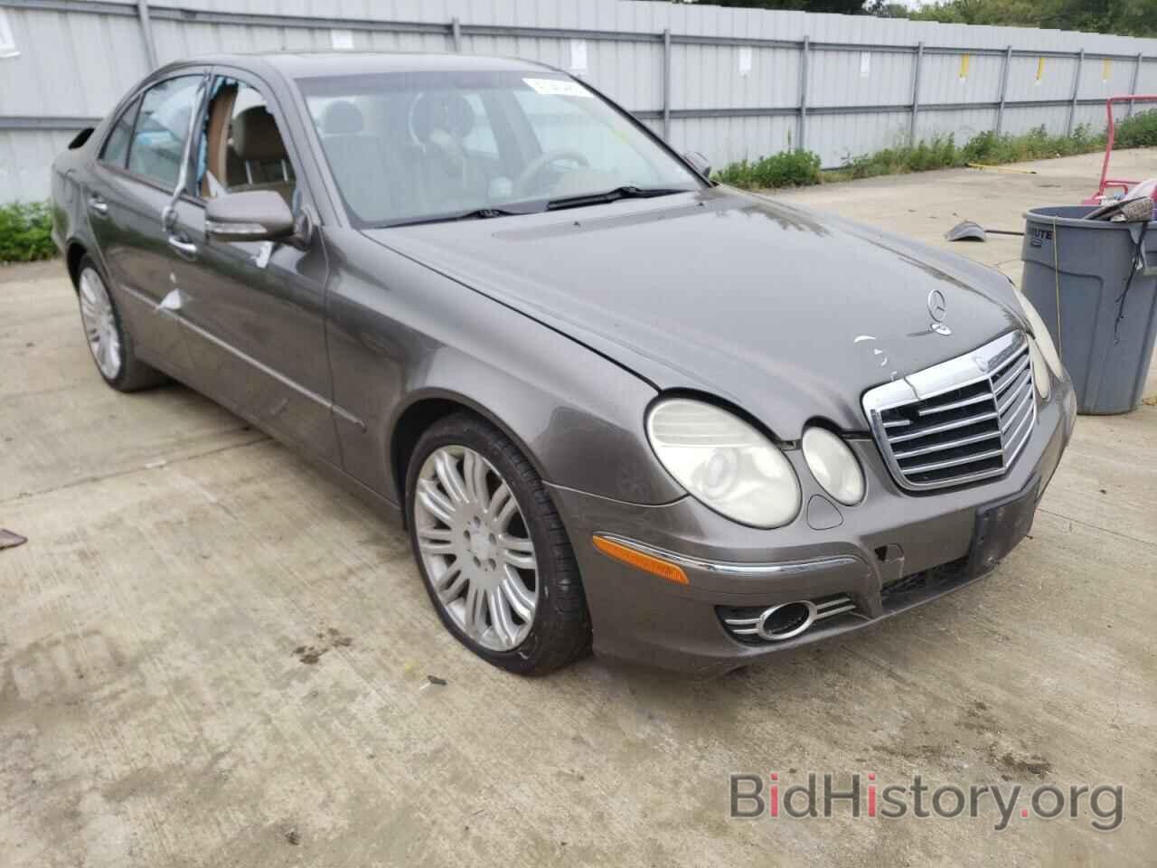 Photo WDBUF87X38B262112 - MERCEDES-BENZ E-CLASS 2008