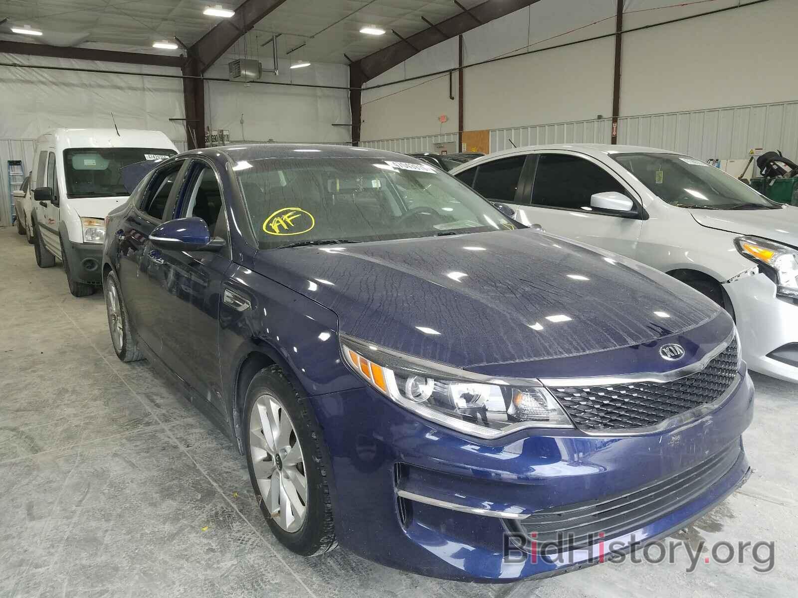 Photo 5XXGT4L33HG165747 - KIA OPTIMA 2017