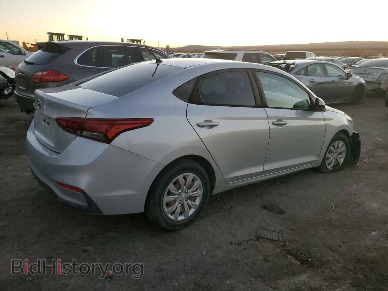 2018 HYUNDAI ACCENT - VIN: 3KPC24A31JE015414 - Фото 3