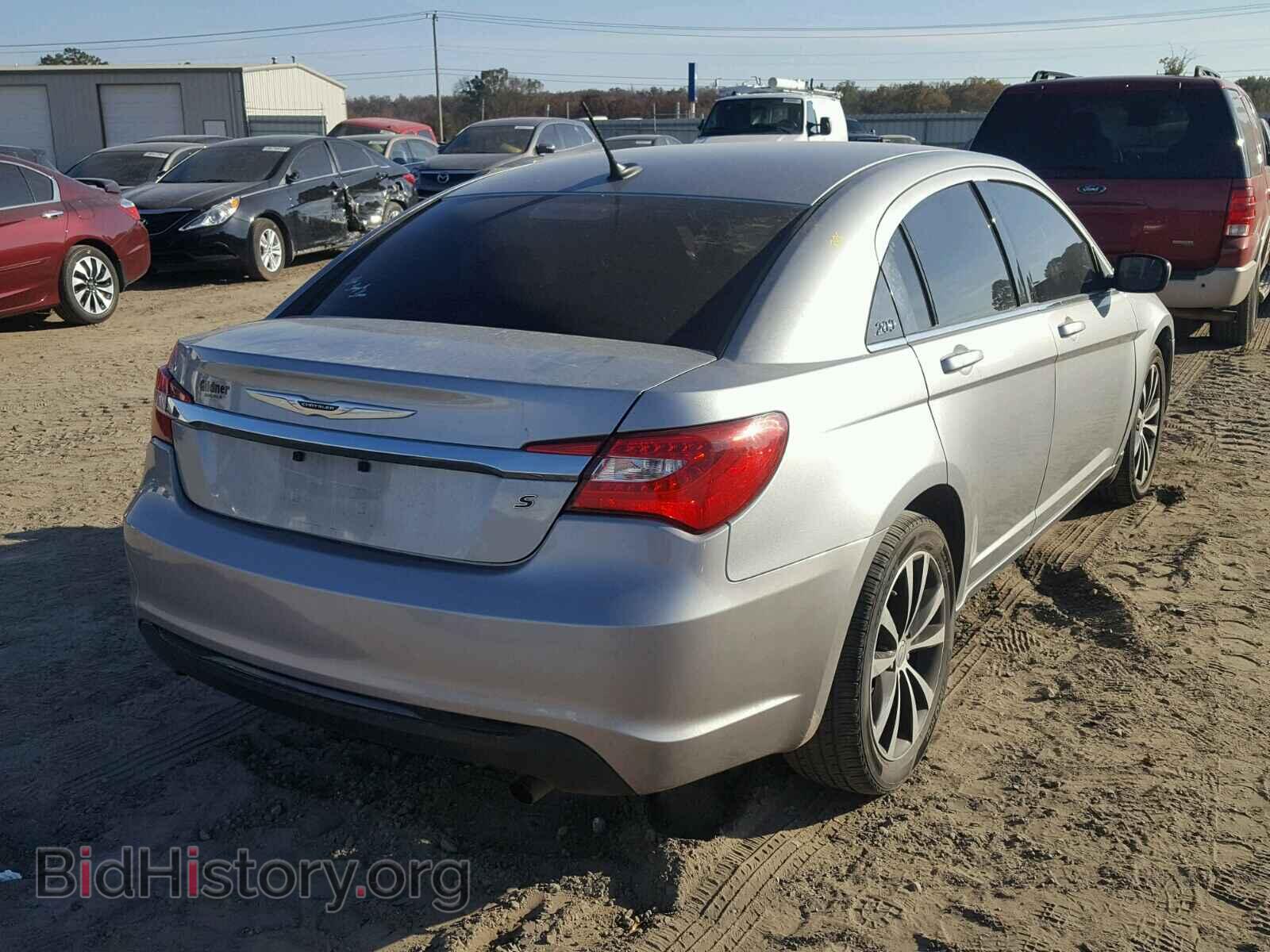 2014 CHRYSLER 200 - VIN: 1C3CCBBB7EN119466 - Фото 4