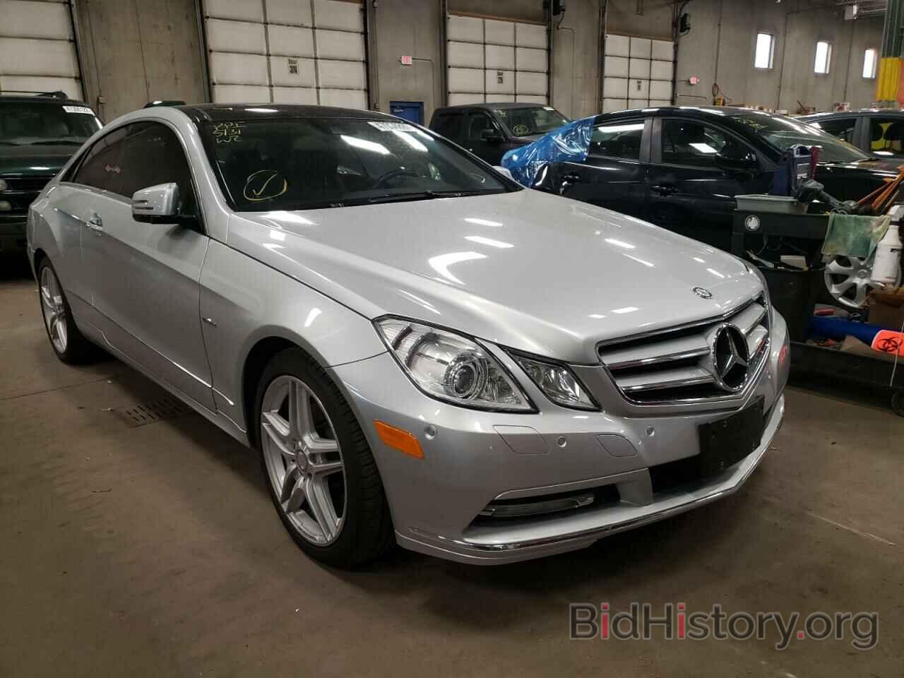 Photo WDDKJ8JB5CF175839 - MERCEDES-BENZ E-CLASS 2012