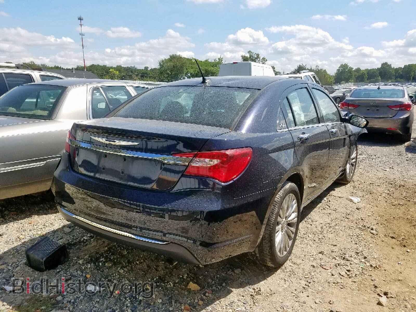 2012 CHRYSLER 200 - VIN: 1C3CCBCB3CN303797 - Фото 4