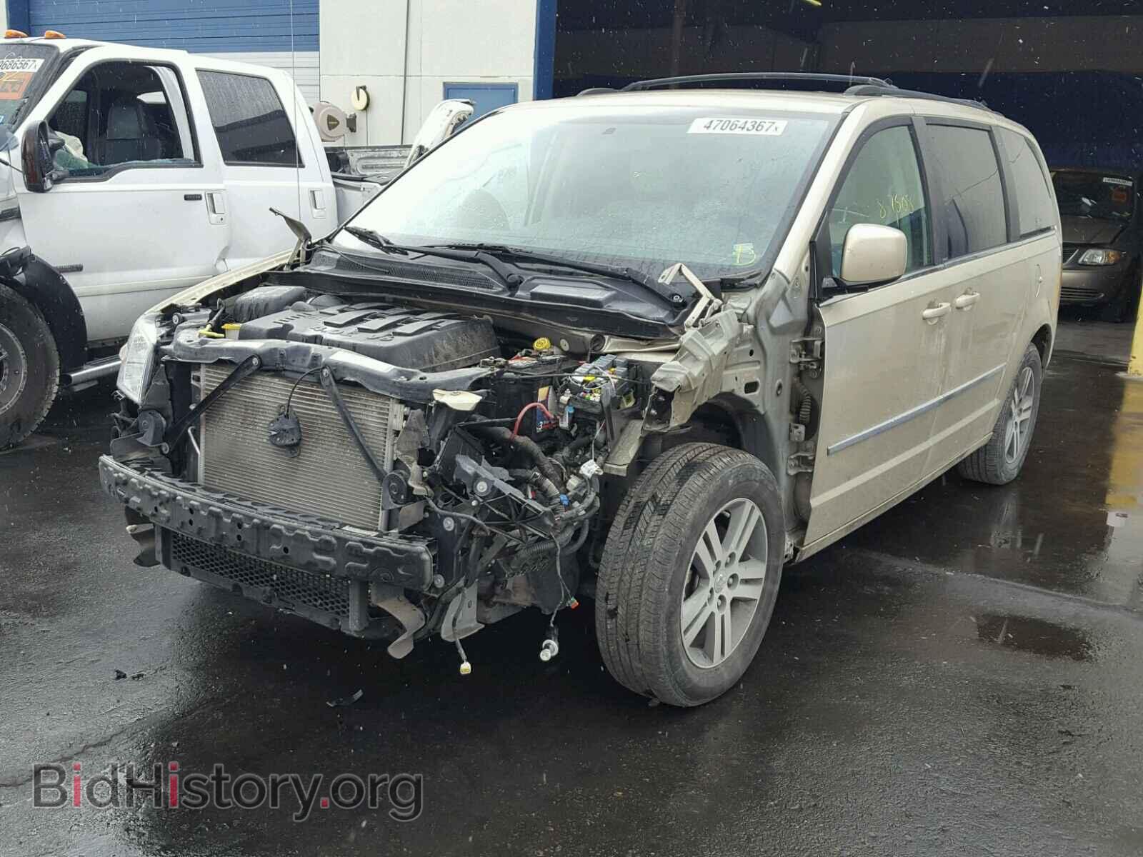 2010 DODGE CARAVAN - VIN: 2D4RN5DX8AR203600 - Фото 2