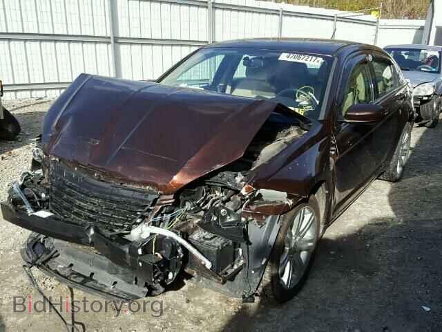 2013 CHRYSLER 200 - VIN: 1C3CCBAB2DN670324 - Фото 2