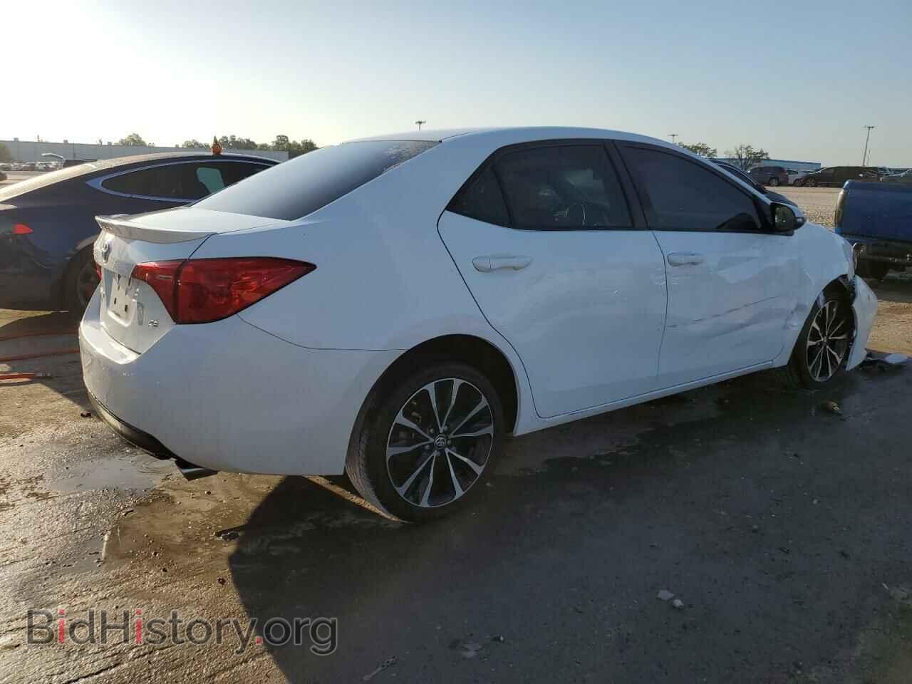 2017 TOYOTA COROLLA - VIN: 2T1BURHE9HC822105 - Фото 3