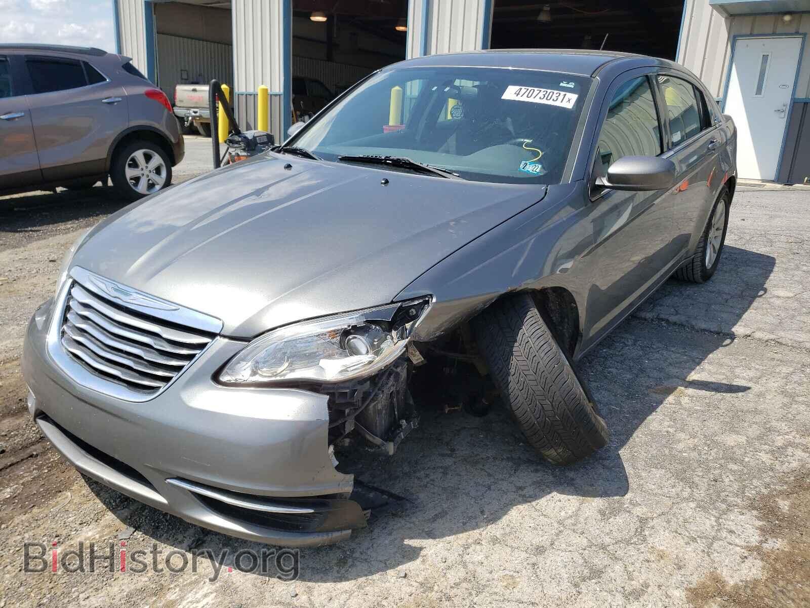 2013 CHRYSLER 200 - VIN: 1C3CCBBB4DN694896 - Фото 2