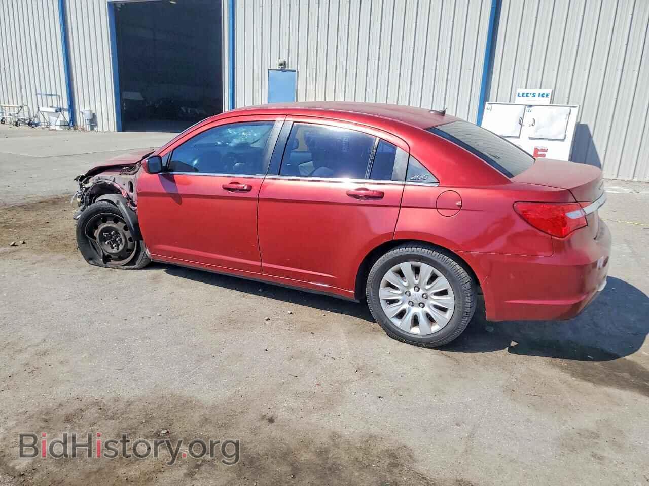 2014 CHRYSLER 200 - VIN: 1C3CCBABXEN209745 - Фото 2