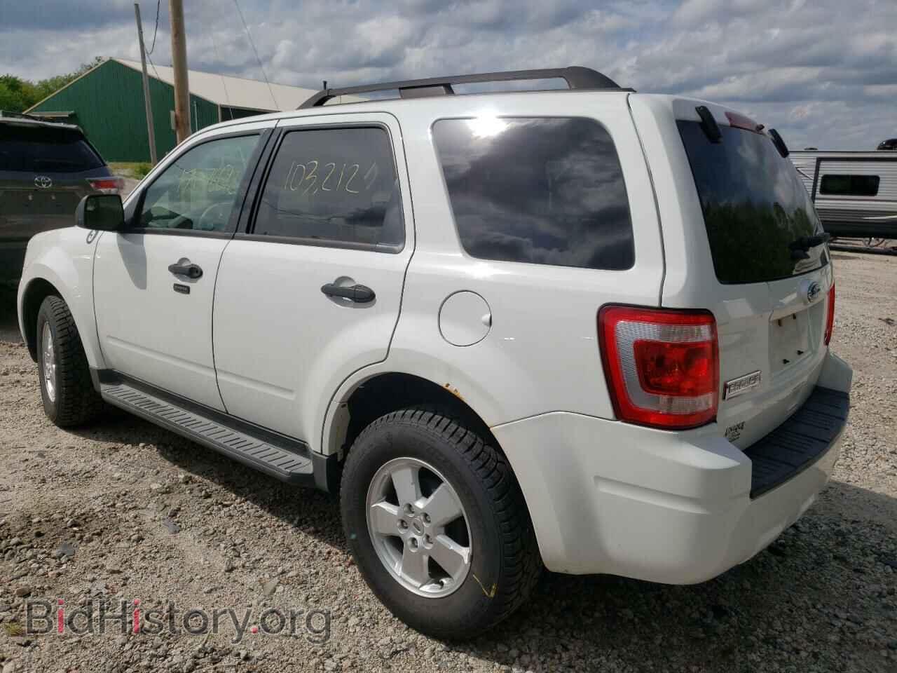 2011 FORD ESCAPE - VIN: 1FMCU9DG4BKC65181 - Фото 3