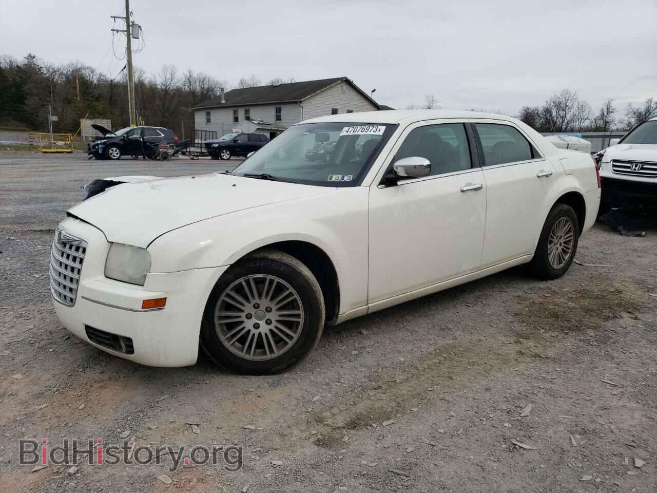 Photo 2C3CA4CD2AH101252 - CHRYSLER 300 2010