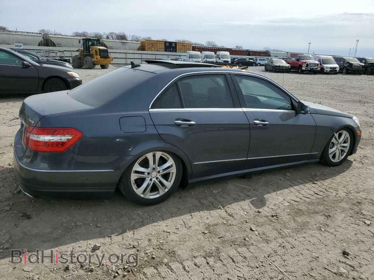 2011 MERCEDES-BENZ E-CLASS - VIN: WDDHF9AB8BA453792 - Фото 3
