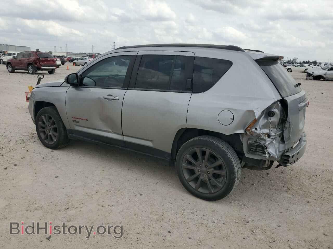 2016 JEEP COMPASS - VIN: 1C4NJCBB1GD741313 - Фото 2
