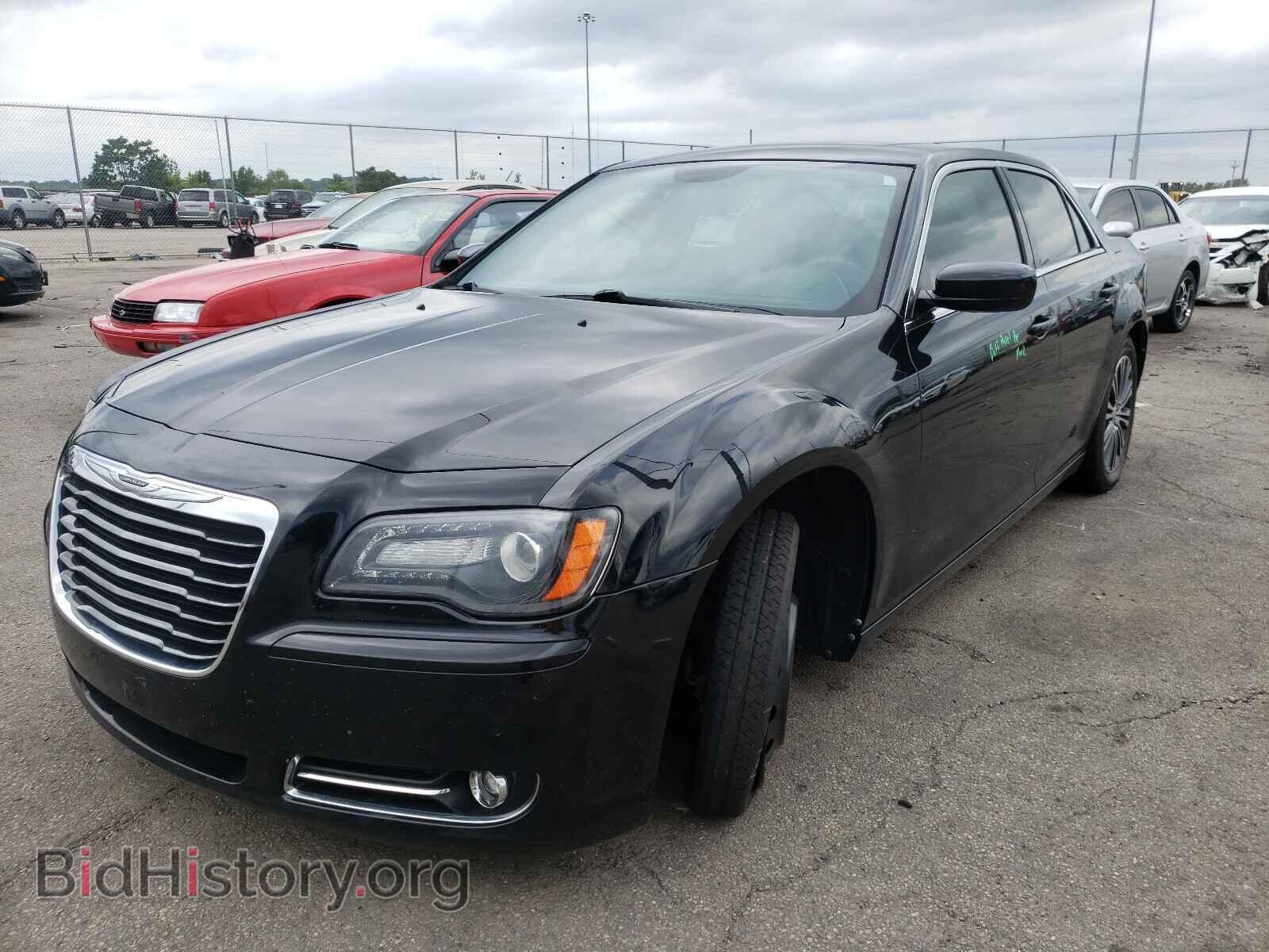 2014 CHRYSLER 300 - VIN: 2C3CCAGG0EH205676 - Фото 2
